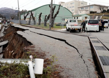Un sismo de 7,5 sacudió al oeste de Japón