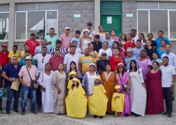 Gobernador de La Guajira se reúne con comunidades indígenas del sur del Departamento