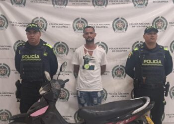 Autoridades confirman identidad del presunto ladrón de moto capturado en flagrancia en el Centro de Riohacha