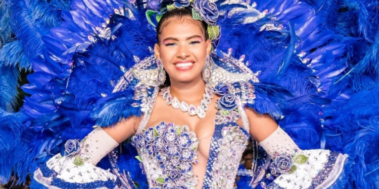 Su majestad Angélica Ramírez ordena a gozarse el carnaval con alegría en Albania