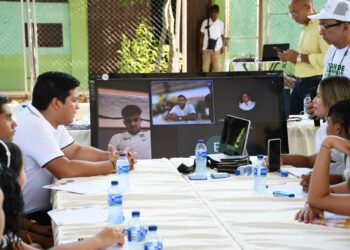 Luis Díaz  participó de manera virtual de la mesa del Plan de Desarrollo de Barrancas