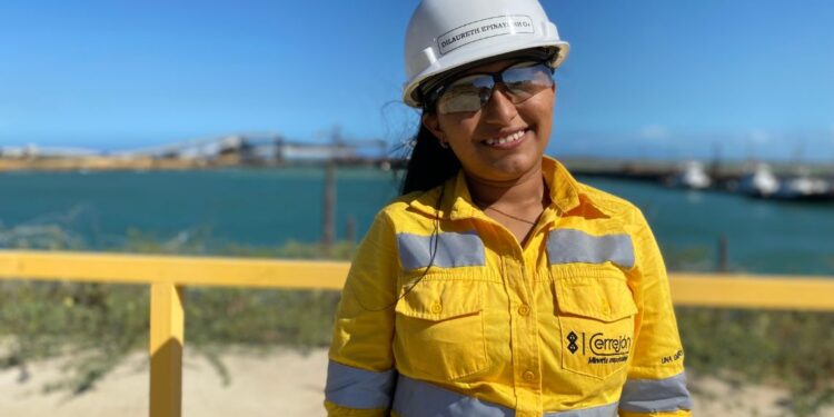 “Cerrejón es equidad para la mujer wayuú”: Dilaureth Epinayu, miembro del Programa de Formación Dual de la empresa