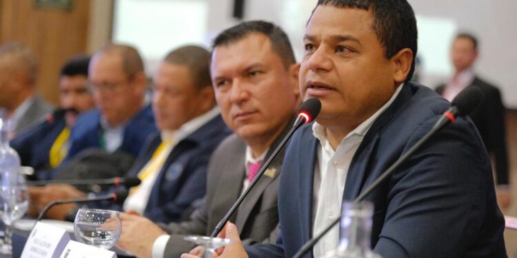 Alcalde de Riohacha participa de Primera Gran Cumbre de Convivencia, Seguridad y Justicia
