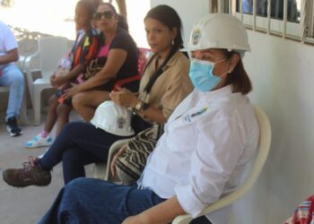 Secretaria de Planeación de Villanueva responde a inquietudes de habitantes de una comunidad