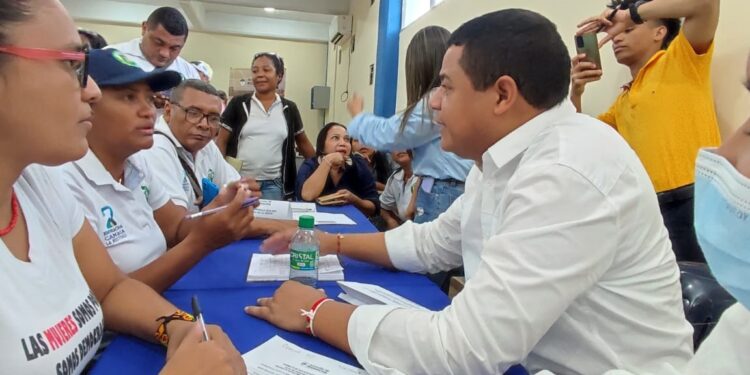 Instaladas mesas de diálogos para la elaboración del plan de desarrollo de Riohacha