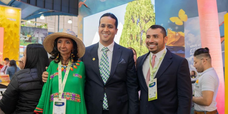 Gobernador Jairo Aguilar en Anato 2024 en Bogotá