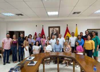 Especialización en medicina interna de la universidad libre recibe acreditación de alta calidad