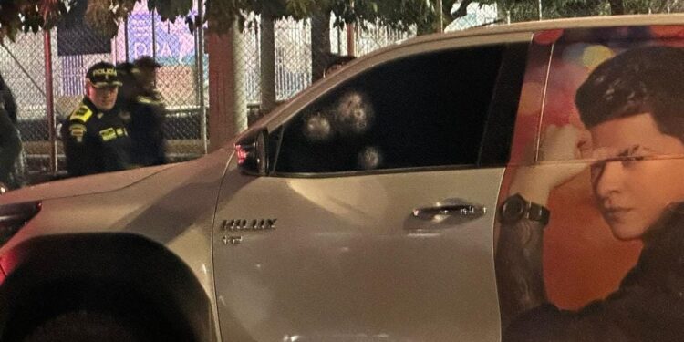 Sin tetas afuera y sin camionetas Toyota no hay éxito