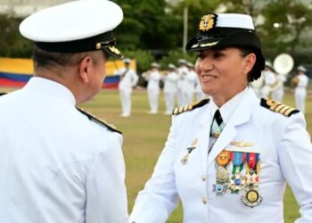 Por primer vez una mujer toma las riendas de la unidad logística más importante de la Armada en el Caribe