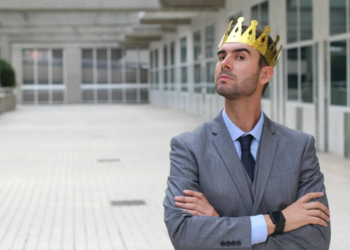 La política y el complejo de Adán