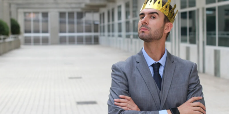 La política y el complejo de Adán