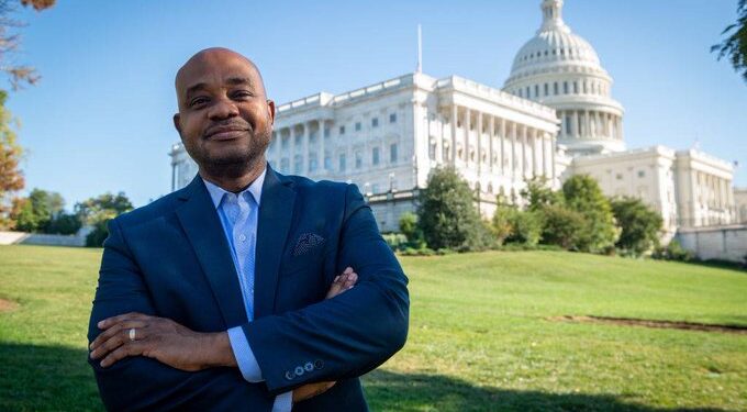 Luis Gilberto Murillo asume como Canciller encargado tras la suspensión de Álvaro Leyva