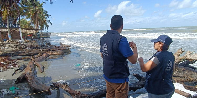 Defensoría pide tomar medidas por el fenómeno del mar de leva en zona costera de Córdoba