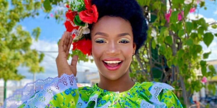 María Laura, la Reina Popular del Carnaval de Albania que busca romper paradigmas