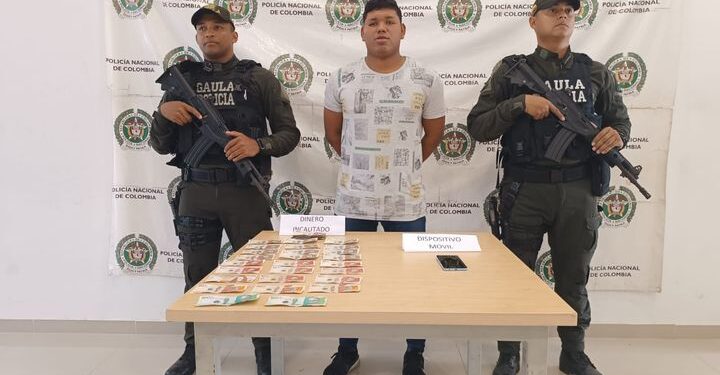 Capturado cuando extorsionaba a un comerciante a nombre de las Autodefensas Gaitanistas de Colombia