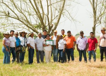 Tierras de Sociedad El Ubérrimo fueron entregadas a campesinos de Córdoba
