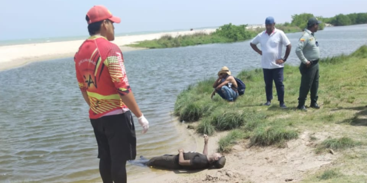 Joven extranjero es hallado muerto en el sector de El Riito en las playas de Riohacha