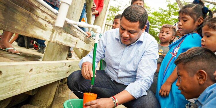 Alcaldía de Riohacha hace entrega oficial de microacueducto del Resguardo Perratpu