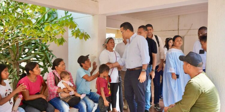 Gobernación de La Guajira brinda ayuda humanitaria a afectados por conflicto armado