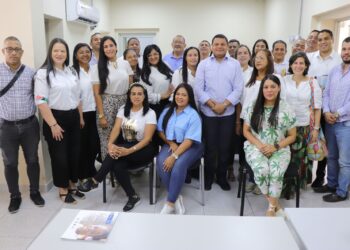 Alcalde de Riohacha y su gabinete se capacitan para mejorar la gestión administrativa