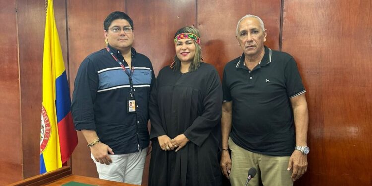 Jueza aplica primera condena en lengua wayuunaiki a indígena wayuú por contrabando de hidrocarburos