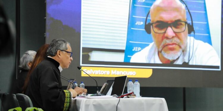 JEP asumirá los casos contra Salvatore Mancuso y será la que defina su libertad
