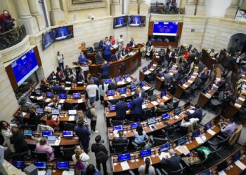 MinMinas presenta ante el Senado borrador de Decreto para la reducción de las tarifas de energía en  el Caribe