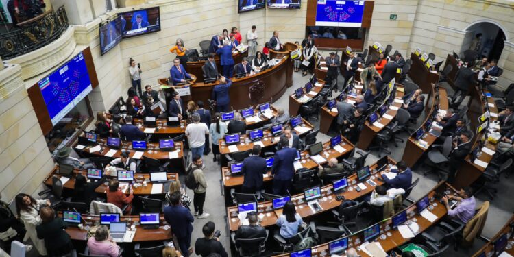 MinMinas presenta ante el Senado borrador de Decreto para la reducción de las tarifas de energía en  el Caribe