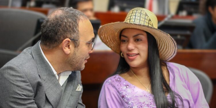 Por qué Alfredo Deluque y no Martha Peralta