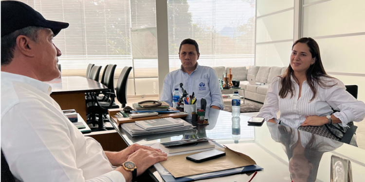 Defensoría capacita en DD.HH al equipo logístico de la Fundación Festival de la Leyenda Vallenata