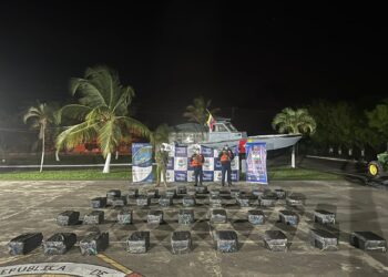 Incautan cerca de una tonelada de cocaína en el Golfo de Urabá