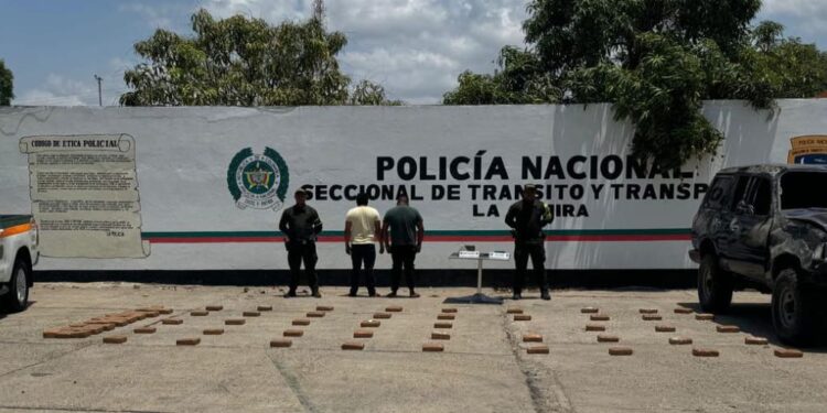 Autoridades capturan a dos personas e incautan 78 kilogramos de marihuana en Manaure