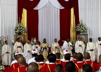 Fonseca celebra el Día de la Divina Misericordia