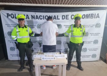 Capturan a un hombre el presunto delito de porte ilegal de armas de fuego