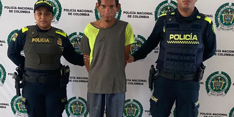 Capturan a un hombre por el presunto delito de violencia intrafamiliar en Riohacha