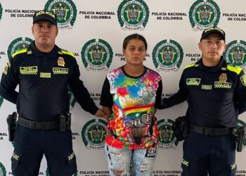 Detenida mujer con 63 papeletas de cocaína en Riohacha
