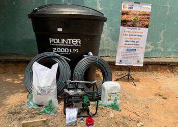 116 Campesinos de Riohacha Recibieron Kits Agrícolas con Tanques y Motobombas