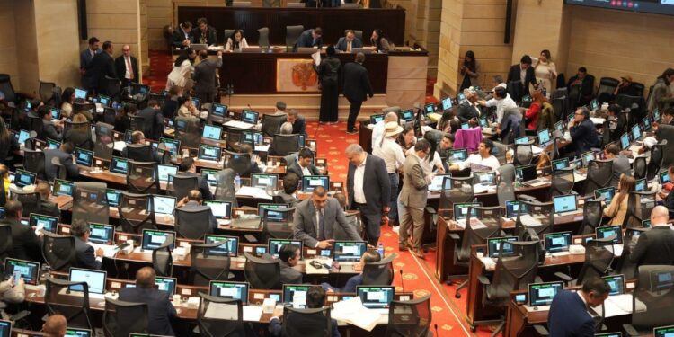 Continúan las discusiones y ‘agarrones’ en el Congreso por las altas tarifas de energía en el Caribe