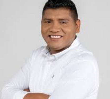 Alcalde de Manaure propone frente unido para reclamos de tarifas justas en el servicio de energía