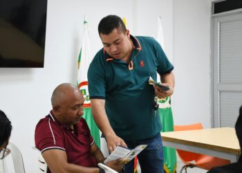 Alcalde de Barrancas pide a la comunidad ponerse al día con obligaciones tributarias