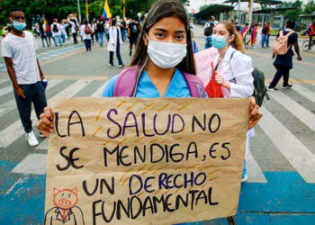 Enfermarse hoy es un peligro, pero no por la enfermedad