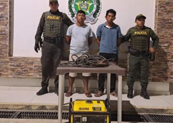 Los sorprendieron con cable de soldadura y un generador de energía  hurtados en una finca de Albania