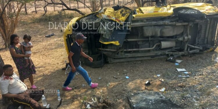 Varios vigilantes heridos y uno habría fallecido en accidente de vehículo de valores en la vía Maicao – Riohacha