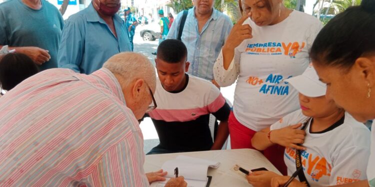 Inició en Riohacha la ‘firmatón’ contra Air-e y Afinia  que lidera la congresista Ingrid Aguirre