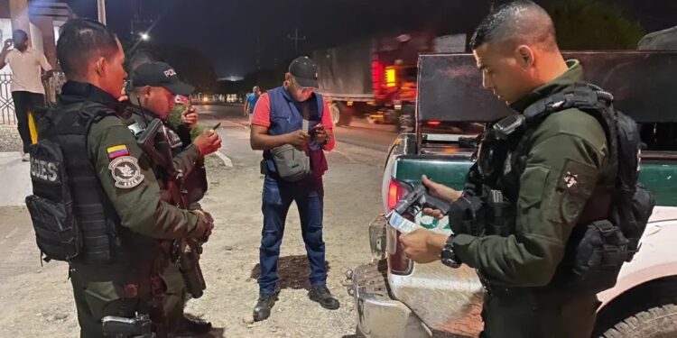 Policía Nacional y el Goes se tomaron el municipio de Fonseca para garantizar la seguridad ciudadana