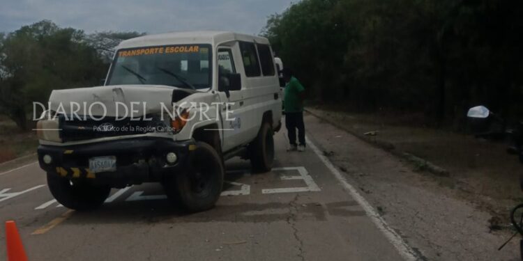 Heridos 21 estudiantes del Internado Akuaipa en accidente de tránsito en el tramo Albania-Cuatro Vías 