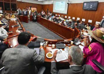 Martha Peralta se reunió con autoridades wayuu de IPS, MinSalud, Supersalud y Adres