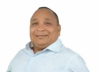 Cantautor Franklin Moya fue víctima de un fleteo millonario en la vía Fonseca – San Juan del Cesar