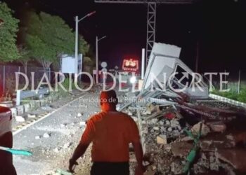 Se accidento el bus de la agrupación del cantante Elder Dayan