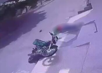 Entre la vida y la muerte se encuentra domiciliario que sufrió accidente de tránsito en el centro de Riohacha